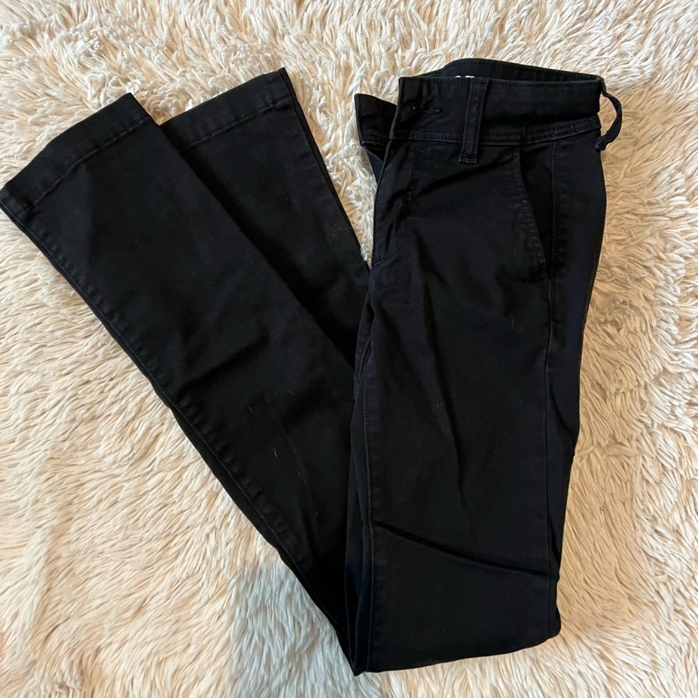 American Eagle black khakis